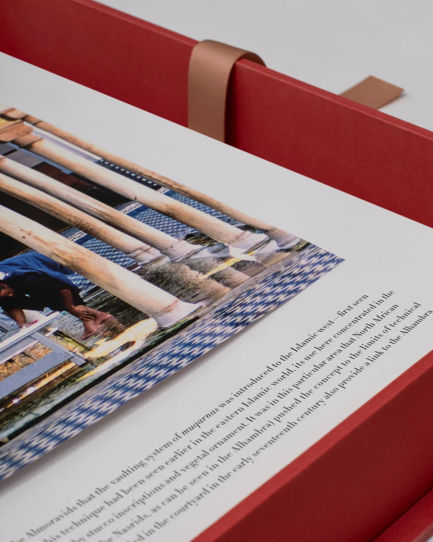 Assouline Architecture Et Conception<Mosquees : Les 100 Lieux De Culte Islamiques Les Plus Emblematiques